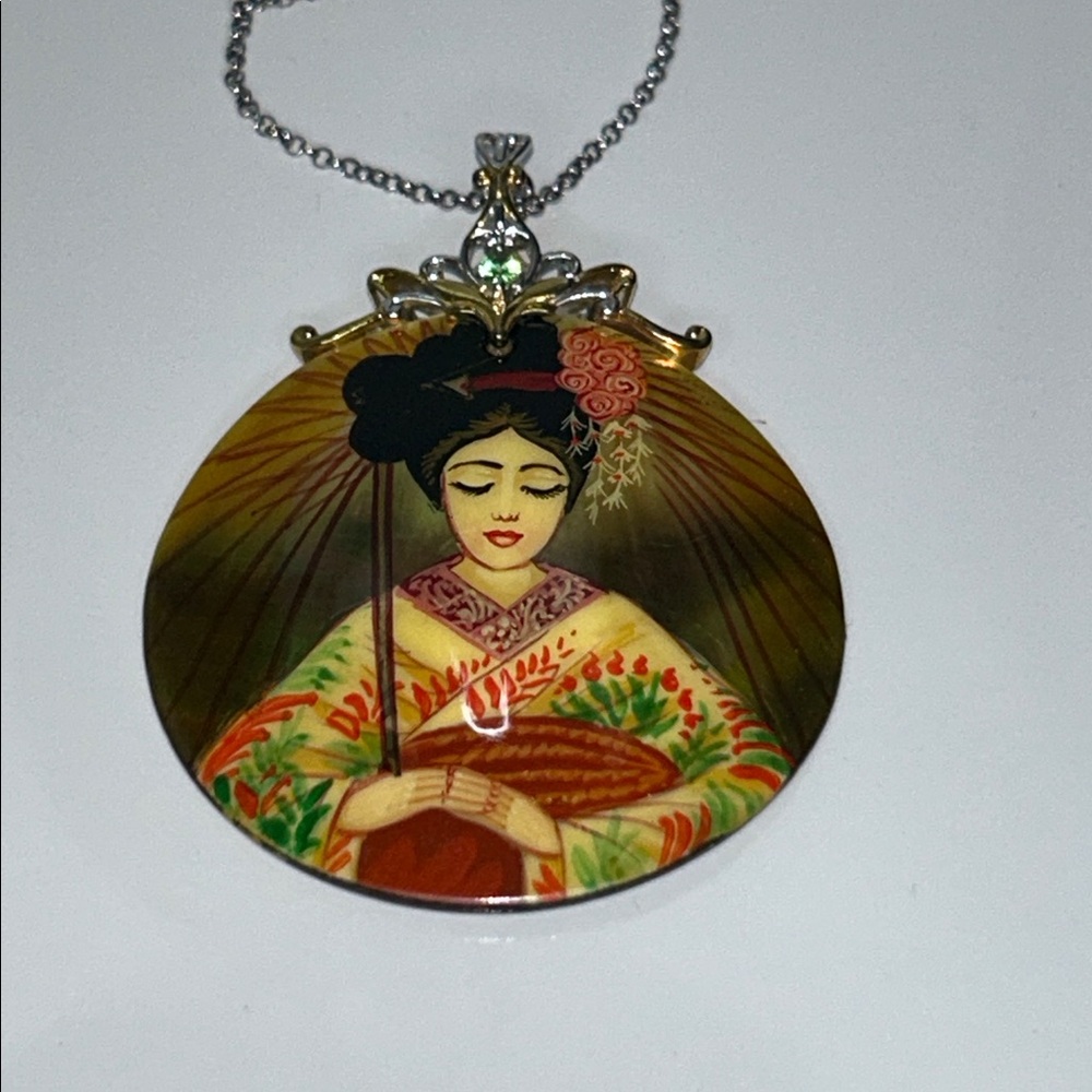 NWOT Gems en Vogue Painted Lady Sterling Silver Genuine Peridot Shell Necklace - Picture 3 of 7